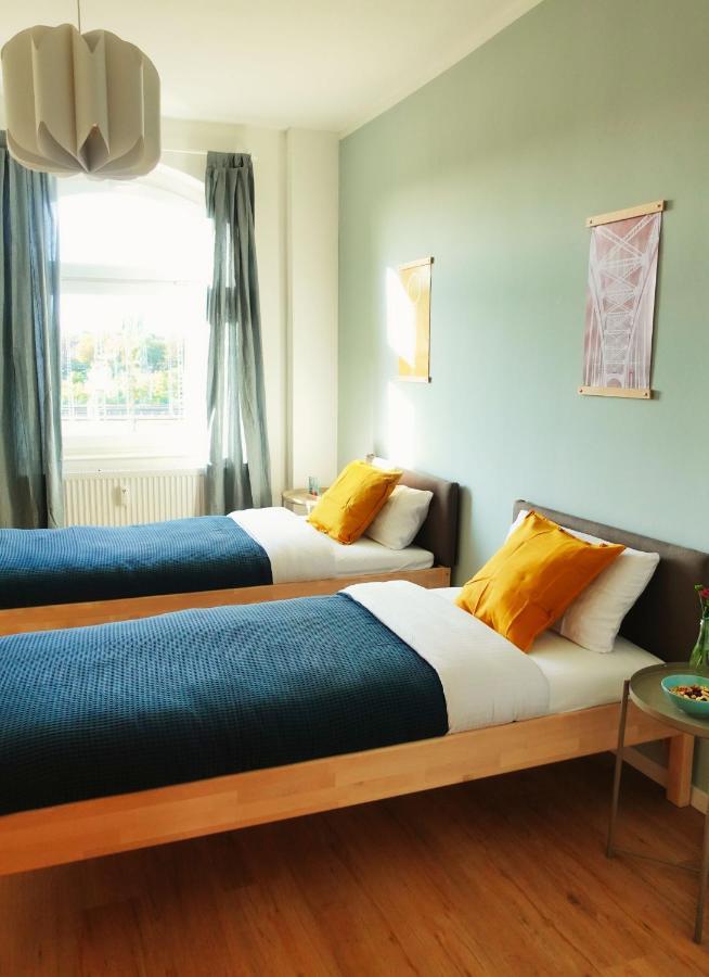 Luvono Apartments - 2 Schlafzimmer / Netflix / Disney+ Magdeburg Exteriör bild